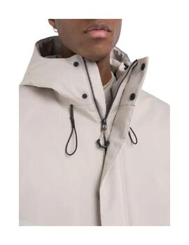 Parka con capucha