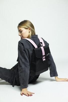 Mochila Bold banana mini negra-rosa