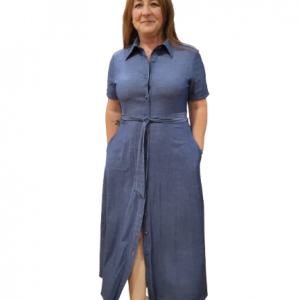 Vestido largo liso abotonado con solapa en cuello