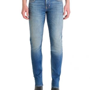 Pantalón Ozzy Tapered azul denim