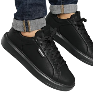 Deportiva Antonio Morato. Hombre. Color negro