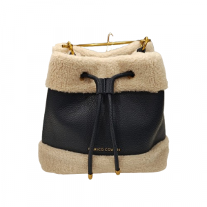 Bolso bombonera. Mujer. Con asa metal dorada. Detalles con lana. Opción bandolera
